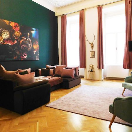 Wonder Deer Lux Apartment At The Parliament Self Check-In Budapest Extérieur photo